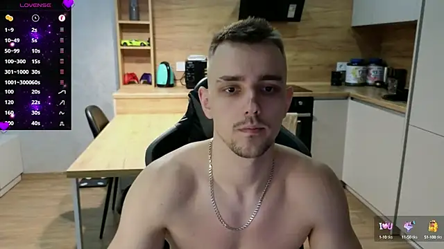 Snapshot of Larstar01 chatting on February 20, 2:24 pm Larstar01 online show from February 20, 2:24 pm