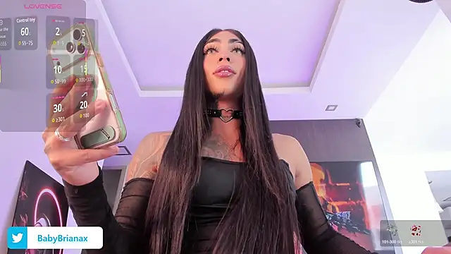 Snapshot of babybriexxx chatting on March 29, 5:02 pm babybriexxx online show from March 29, 5:02 pm