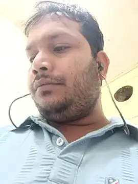 DeepakXxxR86 online show from April 18, 9:37 pm