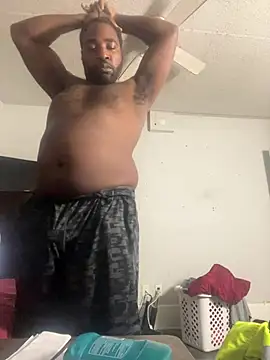 Snapshot of bigdick5157 chatting on January 18, 7:45 am bigdick5157 online show from January 18, 7:45 am