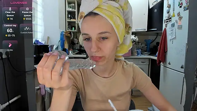 Snapshot of _Nika_Kik chatting on May 30, 2:58 pm Nika Kik online show from May 30, 2:58 pm