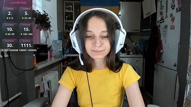 Snapshot of _Nika_Kik chatting on June 3, 4:34 pm Nika Kik online show from June 3, 4:34 pm
