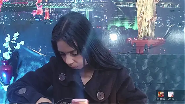 Snapshot of Catalella_Ar chatting on July 18, 3:22 am Catalella Ar online show from July 18, 3:22 am