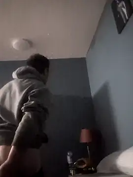 Snapshot of jonnyjenner chatting on October 10, 2:32 am jonnyjenner online show from October 10, 2:32 am