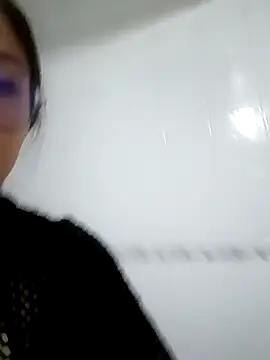 Caroll Luna online show from December 17, 4:23 am