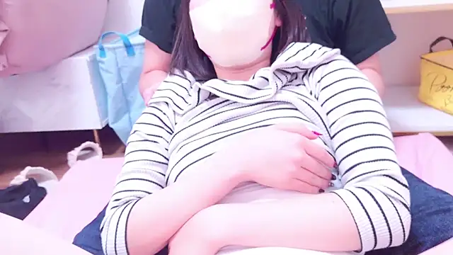 Snapshot of Ultorahand_xoxo chatting on December 13, 2:49 pm Ultorahand xoxo online show from December 13, 2:49 pm