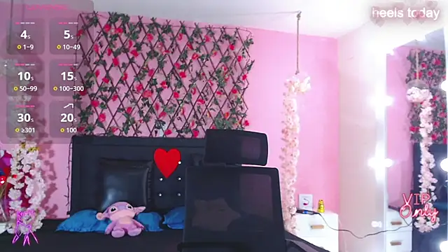 SamaraCortez online show from January 31, 7:45 pm