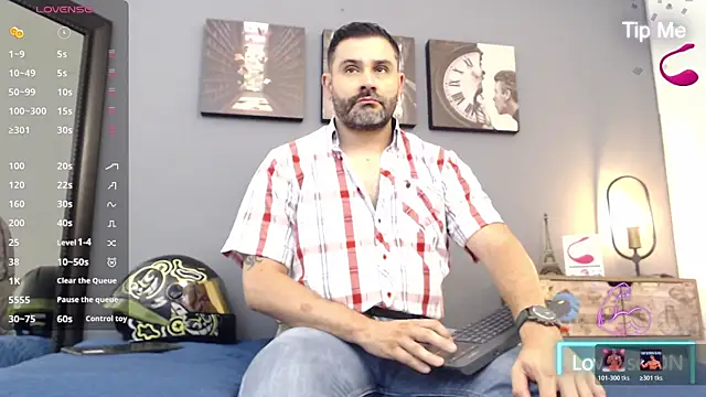 Snapshot of jonasbeards chatting on July 22, 3:59 pm jonasbeards online show from July 22, 3:59 pm