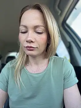 LavenderHot online show from May 25, 2:28 am