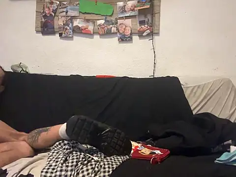 EnricoGio online show from February 1, 5:37 pm