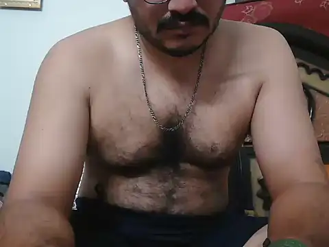 Snapshot of naughtymike0007 chatting on May 2, 3:50 pm naughtymike0007 online show from May 2, 3:50 pm
