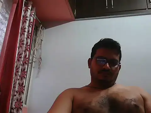 Snapshot of naughtymike0007 chatting on May 23, 12:49 am naughtymike0007 online show from May 23, 12:49 am
