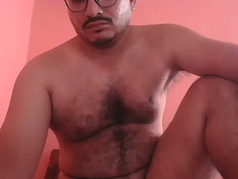 Snapshot of naughtymike0007 chatting on June 7, 7:45 am naughtymike0007 online show from June 7, 7:45 am