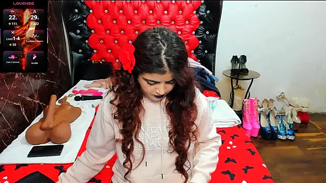 Snapshot of Anasunshine12 chatting on May 21, 1:40 pm Anasunshine12 online show from May 21, 1:40 pm
