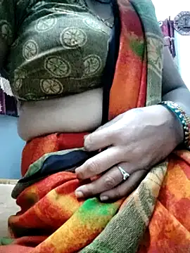 Snapshot of Januhot18 chatting on December 21, 7:16 pm Januhot18 online show from December 21, 7:16 pm