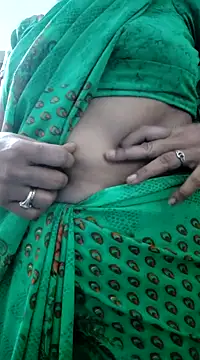 Snapshot of Januhot18 chatting on December 24, 6:00 am Januhot18 online show from December 24, 6:00 am