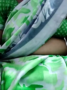 Snapshot of Januhot18 chatting on December 29, 4:16 am Januhot18 online show from December 29, 4:16 am