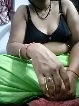 Snapshot of Januhot18 chatting on February 14, 6:51 pm Januhot18 online show from February 14, 6:51 pm