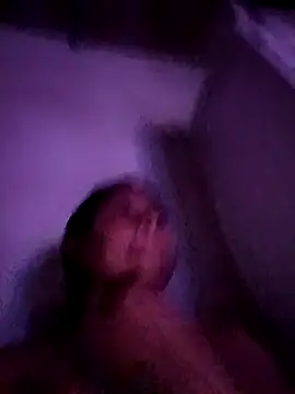 Giselabrunette25 online show from February 10, 1:10 am