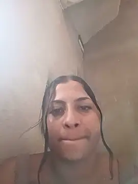 Snapshot of Giselabrunette25 chatting on June 13, 5:11 pm Giselabrunette25 online show from June 13, 5:11 pm