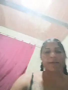 Giselabrunette25 online show from August 2, 7:29 am