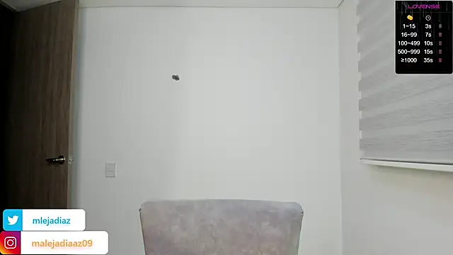 Snapshot of MalejaDiaz_ chatting on December 5, 10:01 pm MalejaDiaz  online show from December 5, 10:01 pm