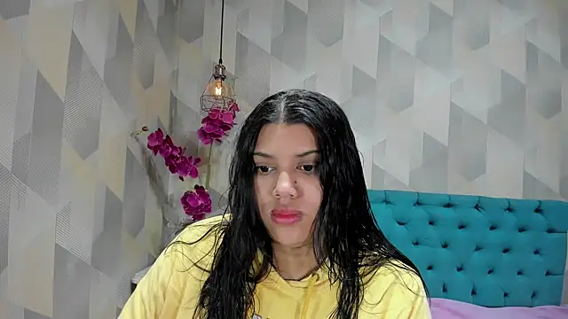 LindaBreeS online show from October 13, 1:00 pm