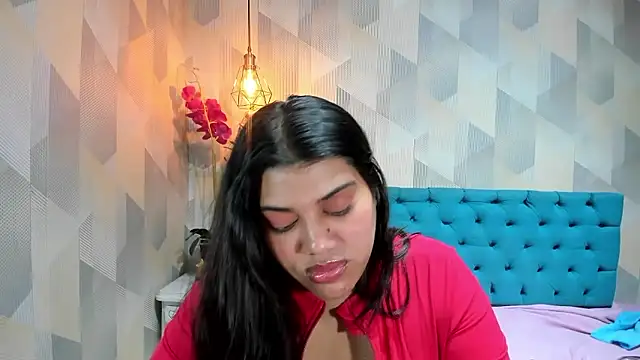 Snapshot of LindaBreeS chatting on June 3, 2:33 pm LindaBreeS online show from June 3, 2:33 pm