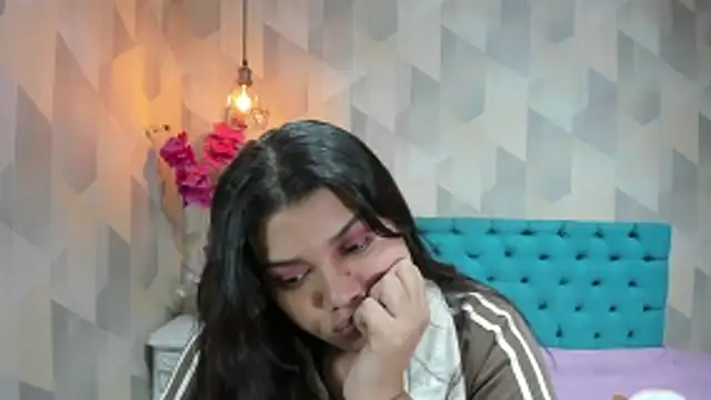 Snapshot of LindaBreeS chatting on June 22, 1:52 pm LindaBreeS online show from June 22, 1:52 pm