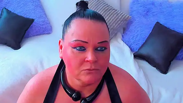 MilanaBiegert online show from March 2, 8:59 am