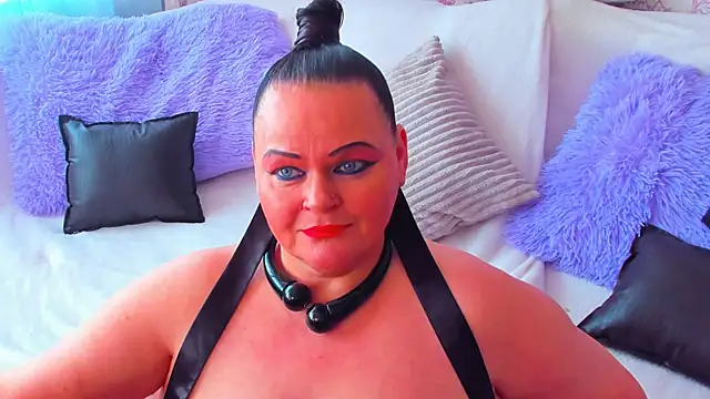 MilanaBiegert online show from March 7, 10:45 am