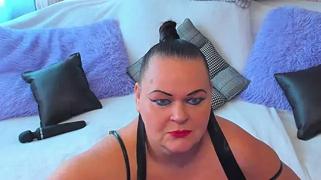 MilanaBiegert online show from September 16, 7:42 am