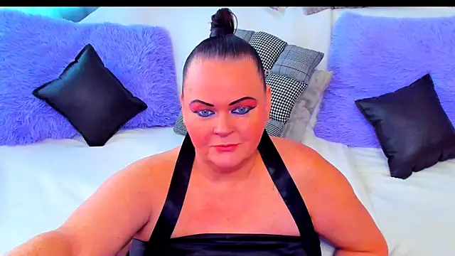 MilanaBiegert online show from November 18, 9:25 am