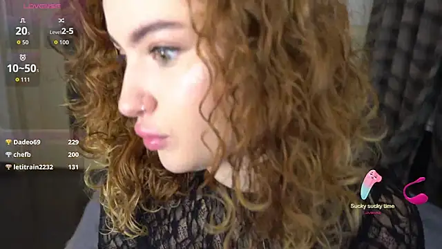 Snapshot of YesPussyClover chatting on October 16, 7:48 pm YesPussyClover online show from October 16, 7:48 pm