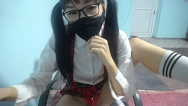 elllaaxx online show from February 12, 3:45 am