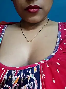 Snapshot of sexyindi_couple chatting on February 15, 3:28 pm sexyindi couple online show from February 15, 3:28 pm