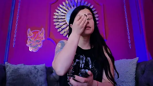 Julieta Russell online show from March 24, 11:48 am