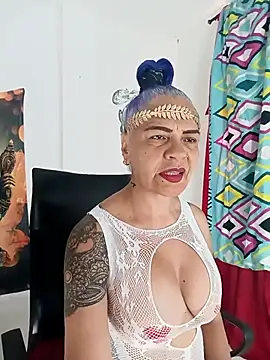 freyadevil333 online show from November 1, 12:29 pm