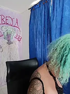 Snapshot of freyadevil333 chatting on April 29, 9:54 pm freyadevil333 online show from April 29, 9:54 pm