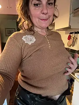 Sunbelxx online show from April 13, 7:58 am