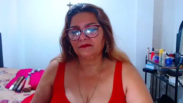 maturehot649 online show from February 9, 2:04 am