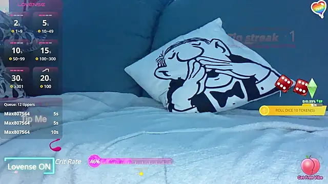 Snapshot of juicyasianbater chatting on March 11, 11:01 am juicyasianbater online show from March 11, 11:01 am