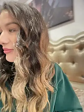 HotXMom online show from March 19, 7:34 am