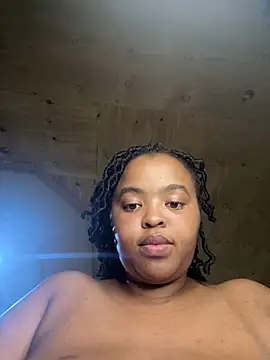 Linahlove online show from January 29, 8:25 pm