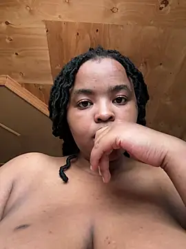 Linahlove online show from March 12, 10:48 am