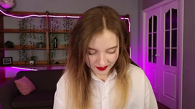 Ksuhesa online show from February 23, 8:01 am