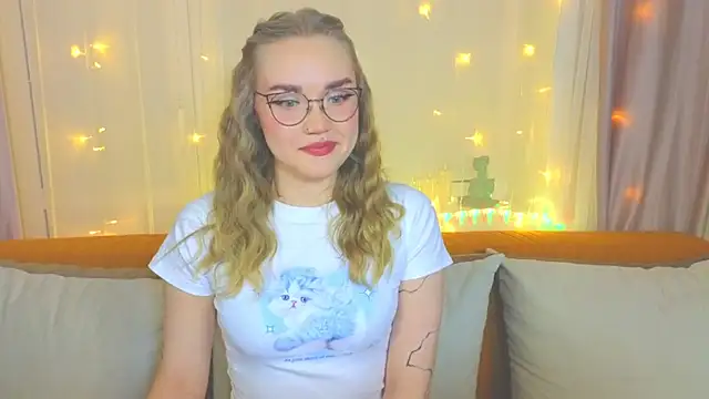 Aurora Golden1 online show from February 11, 4:02 pm