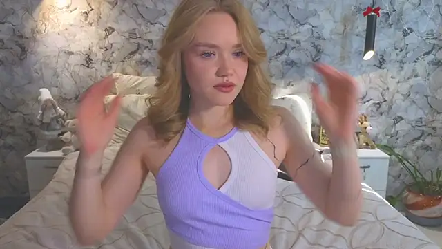 Aurora Golden1 online show from April 7, 2:56 am