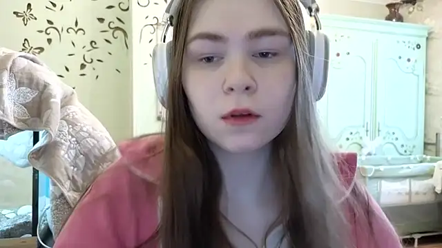 LucyZeph online show from January 14, 11:20 am