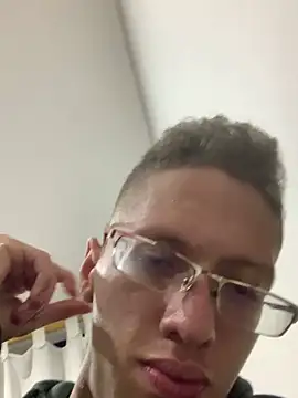 SOYMRX online show from December 26, 4:32 am